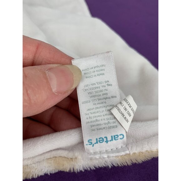 Carter’s 2020 Giraffe Lovey Security Blanket Binky Pacifier Holder Tan Cream - Picture 4 of 7